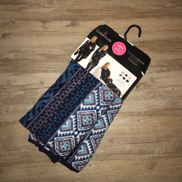 Cuddl Duds Tops - Cuddl Duds Blanket Wrap Cuddl Duds Tops - Cuddl Duds Blanket Wrap